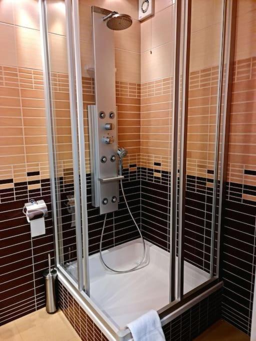 Apartament Poludniowy Z Balkonem 2 Osoby 바르샤바 외부 사진